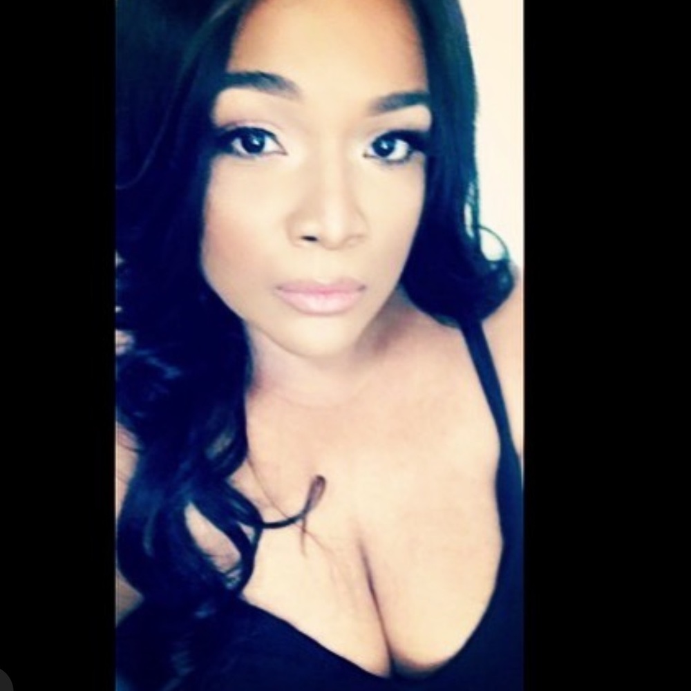 Meet your Posher, Nik.